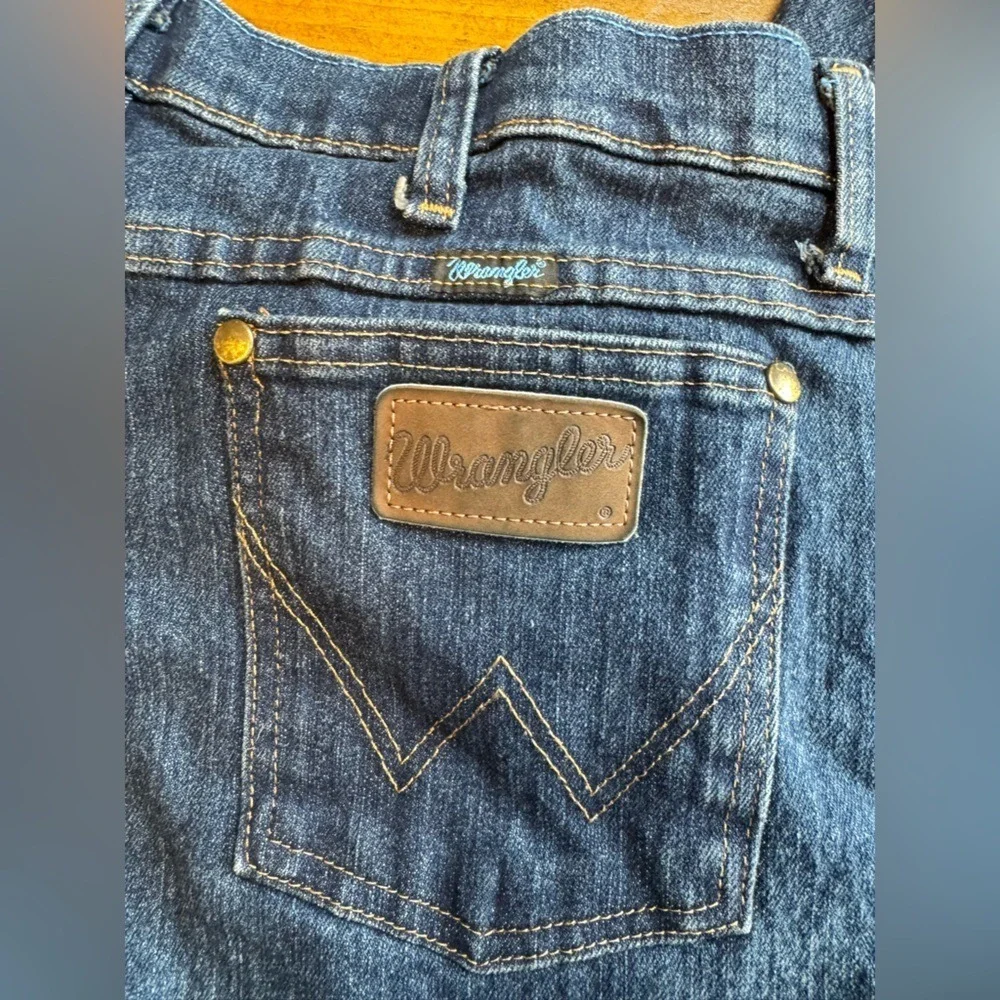 Wrangler Slim Fit Cowboy Cut Blue Jeans Men's 32 x 30 new‎